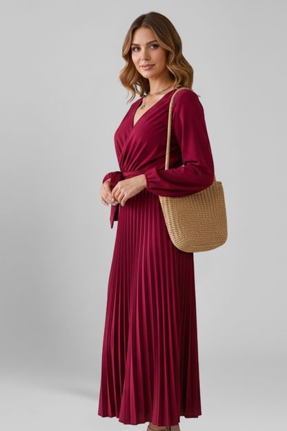 Women's Maxi Dress with Pleated Skirt and Sleeves